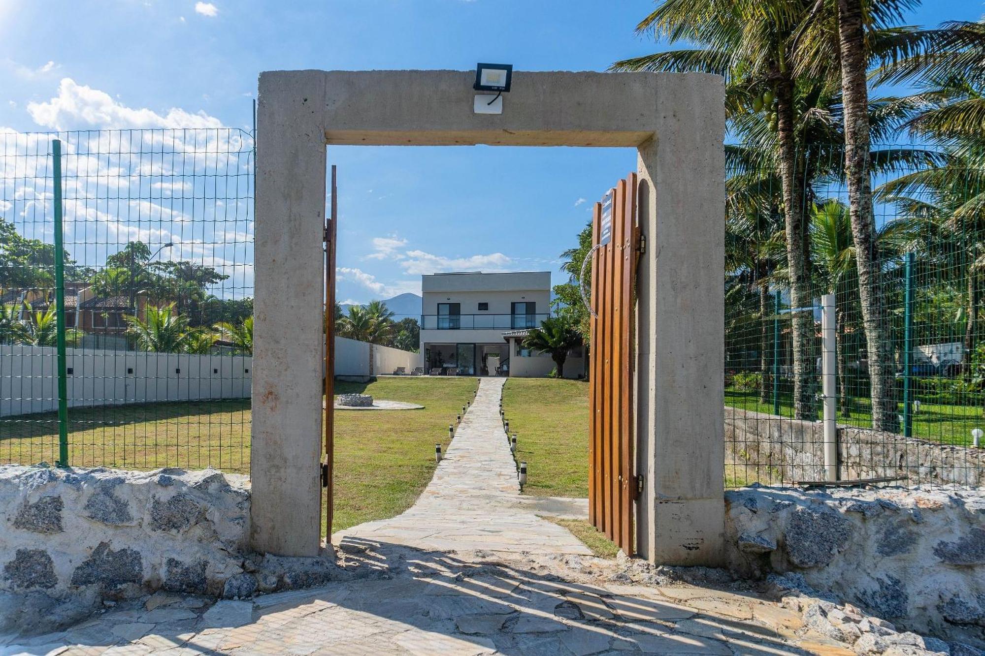 فيلا Paraiso Pe Na Areia Em Boraceia - Desfrute Da Conveniencia De Ter A Praia No Seu Quintal ساو سيباستياو المظهر الخارجي الصورة